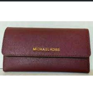Michael kors wallet